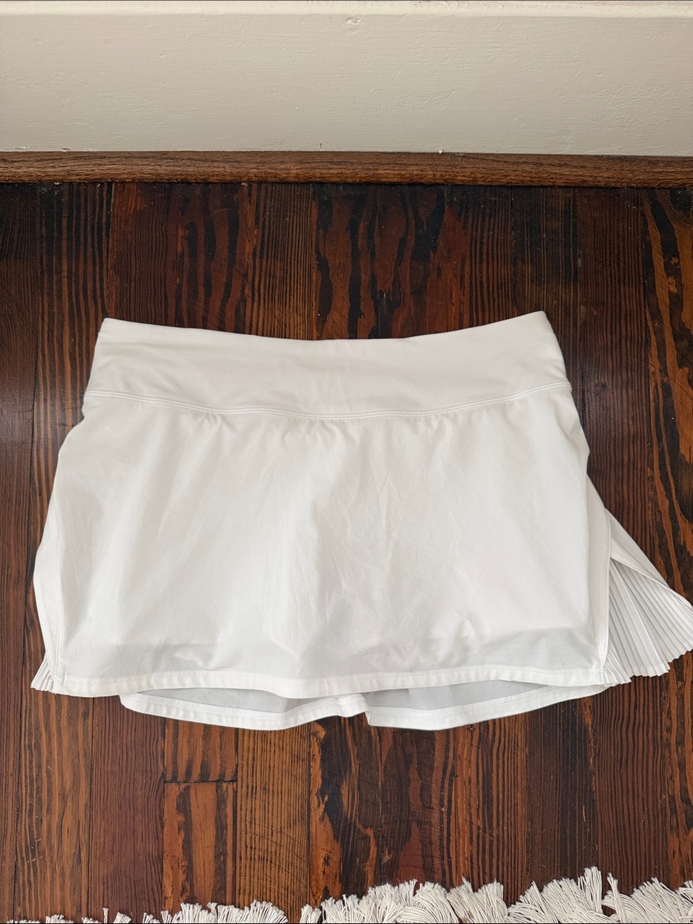 lululemon athletica White Women's Athletic Skort with Pleated Side